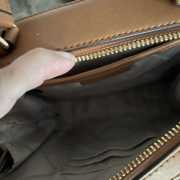 Michael Kors Brown and Tan Crossbody Bag - Picture 3 of 6